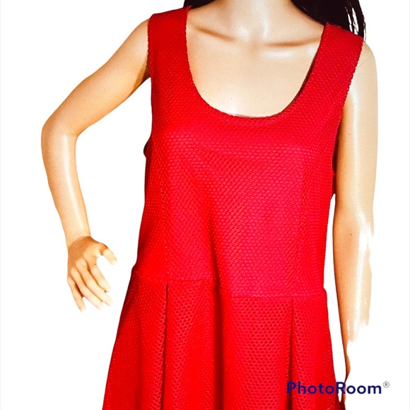 JustFab Dresses & Skirts - HP❤️ Just Fab Red Mesh sleeveless Dress w/slip size XXL